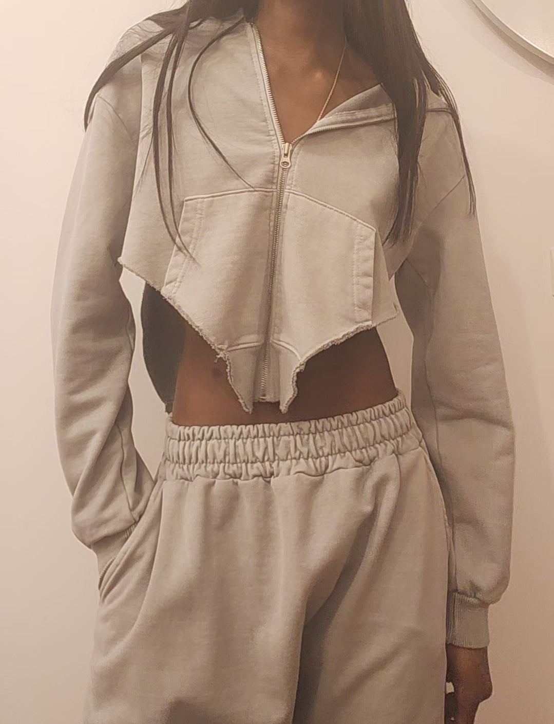 Hoodie cut-out