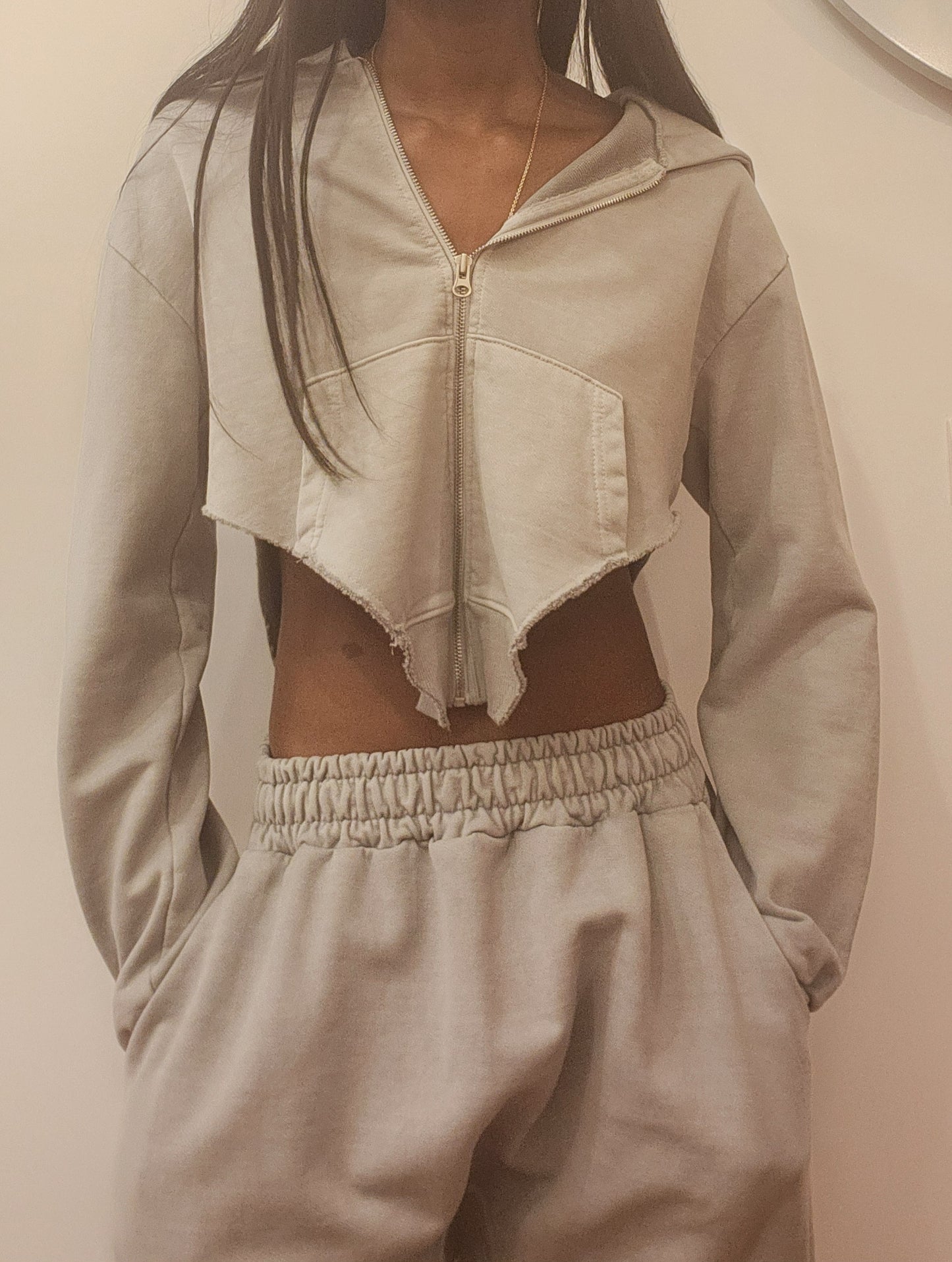 Hoodie cut-out