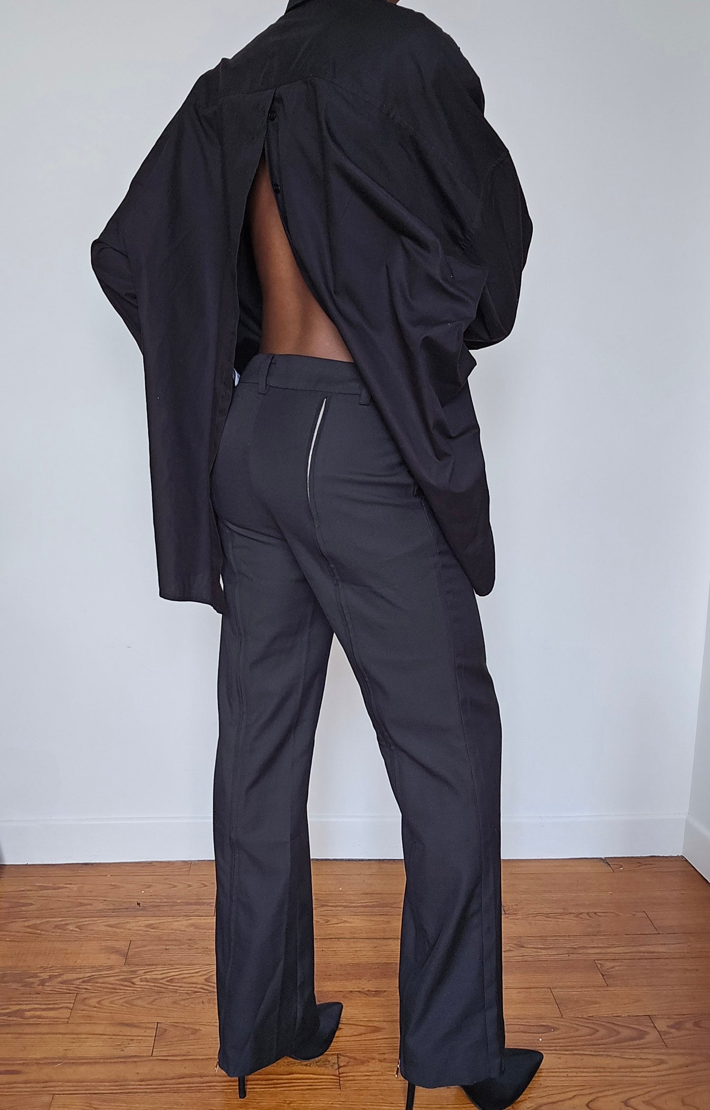Zipped pants suits