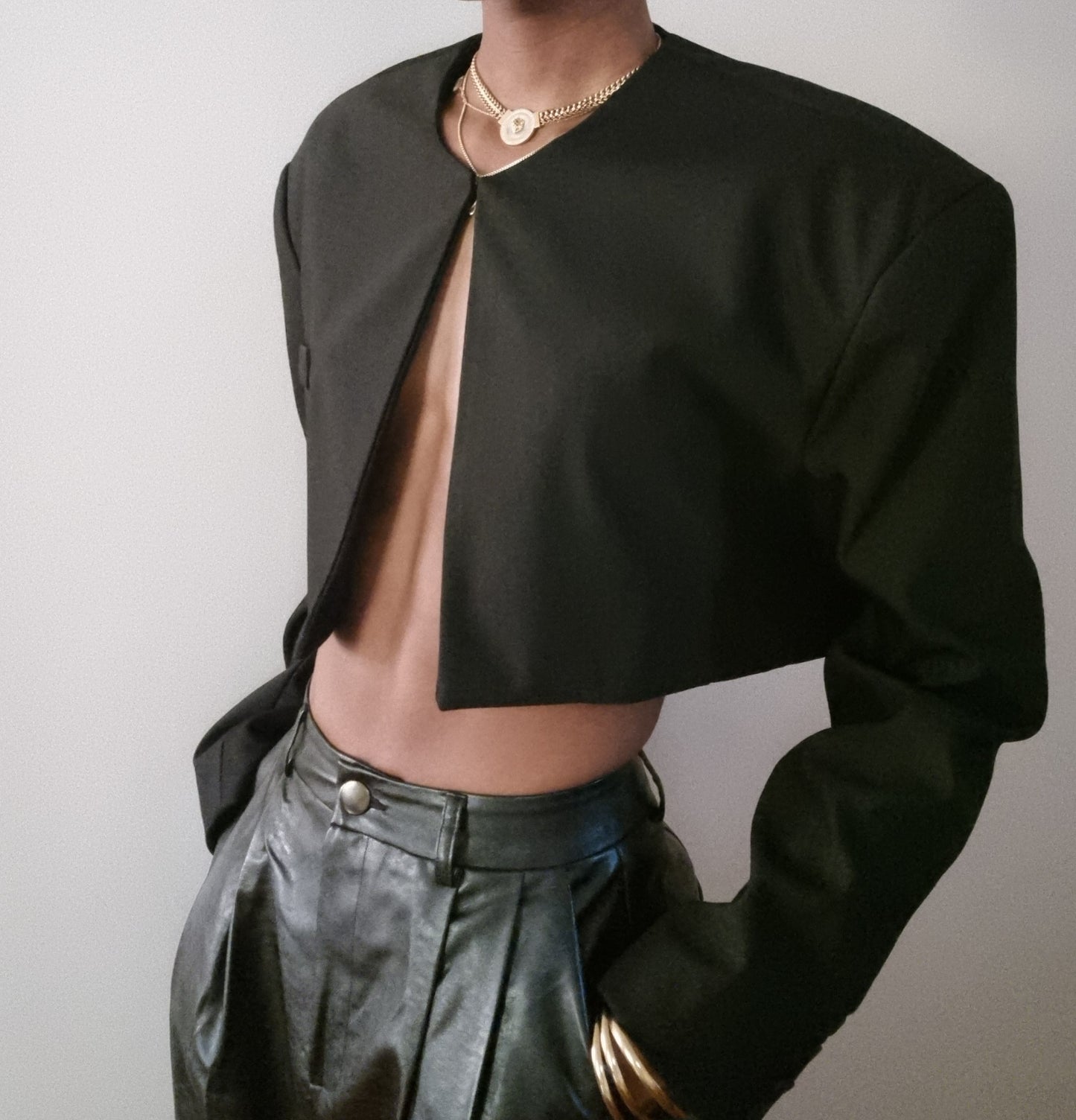 Crop jacket suit
