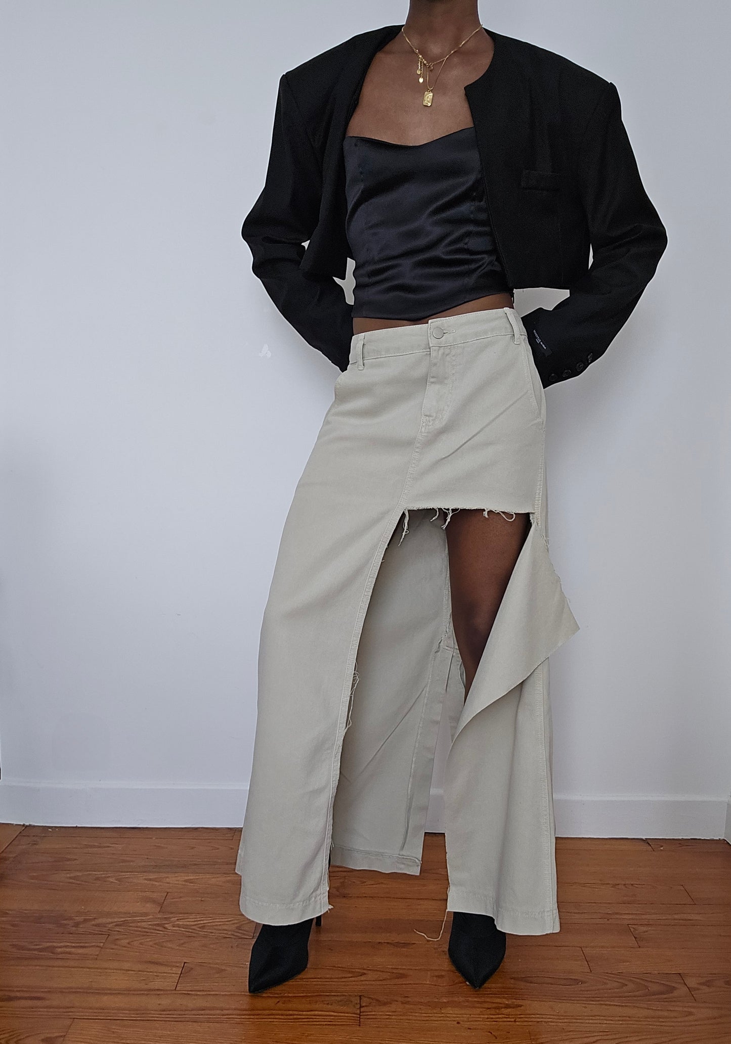 Asymetric ripped skirt