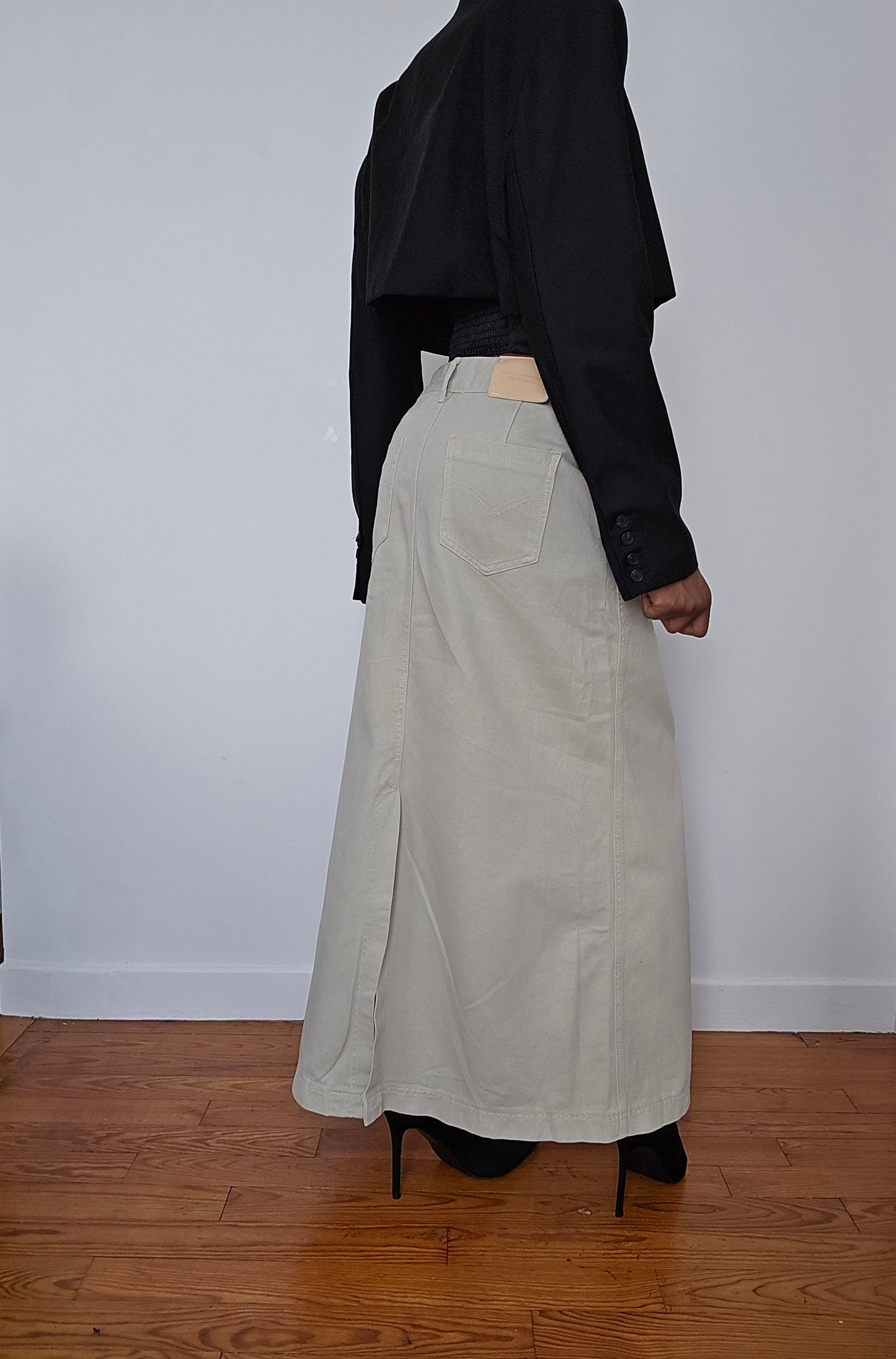 Asymetric ripped skirt