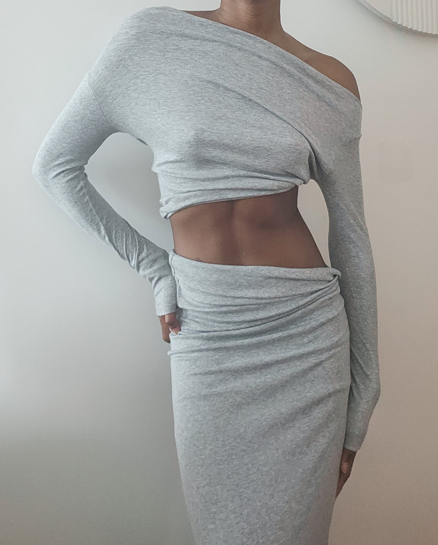 Asymetrical set