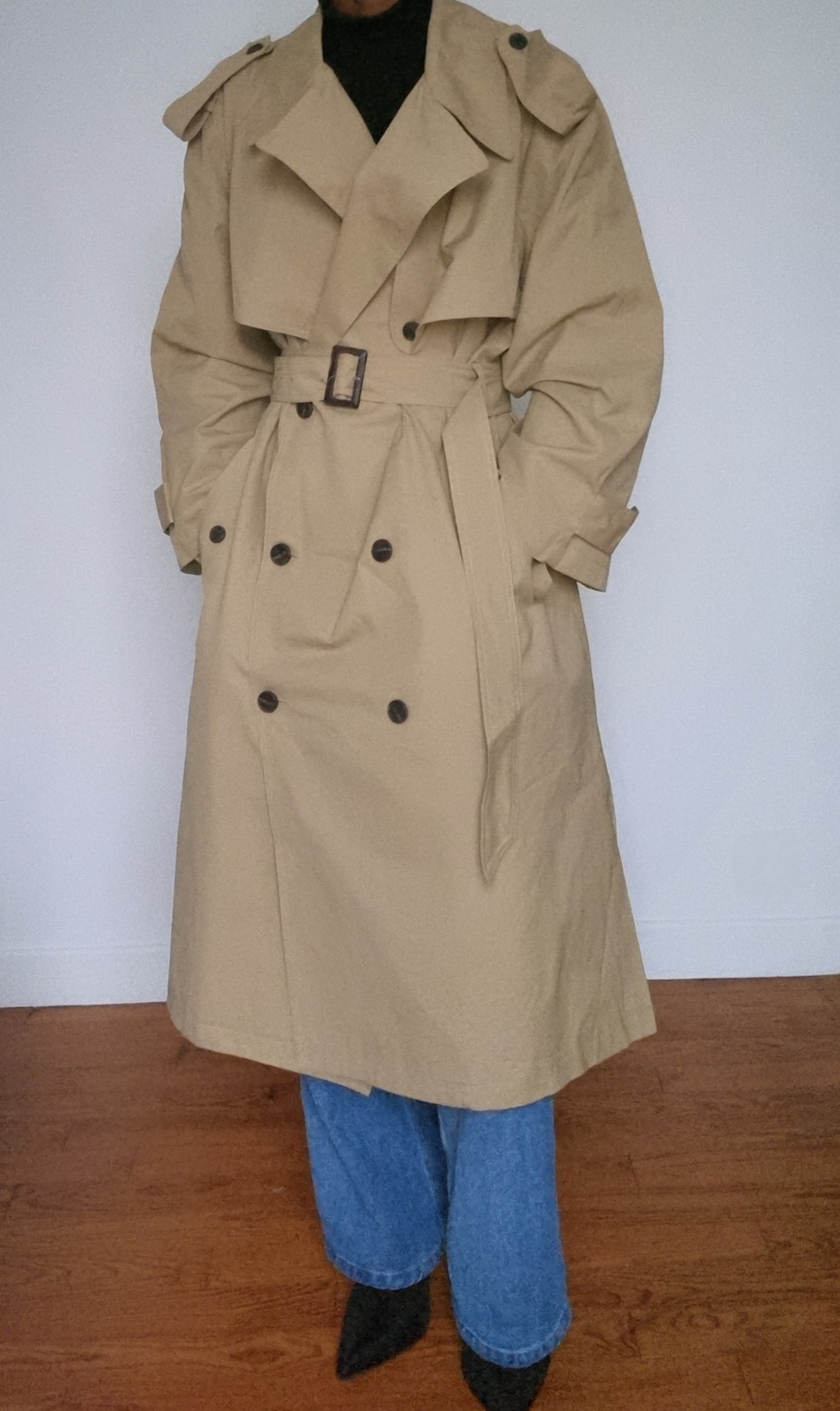 Solina oversized trench