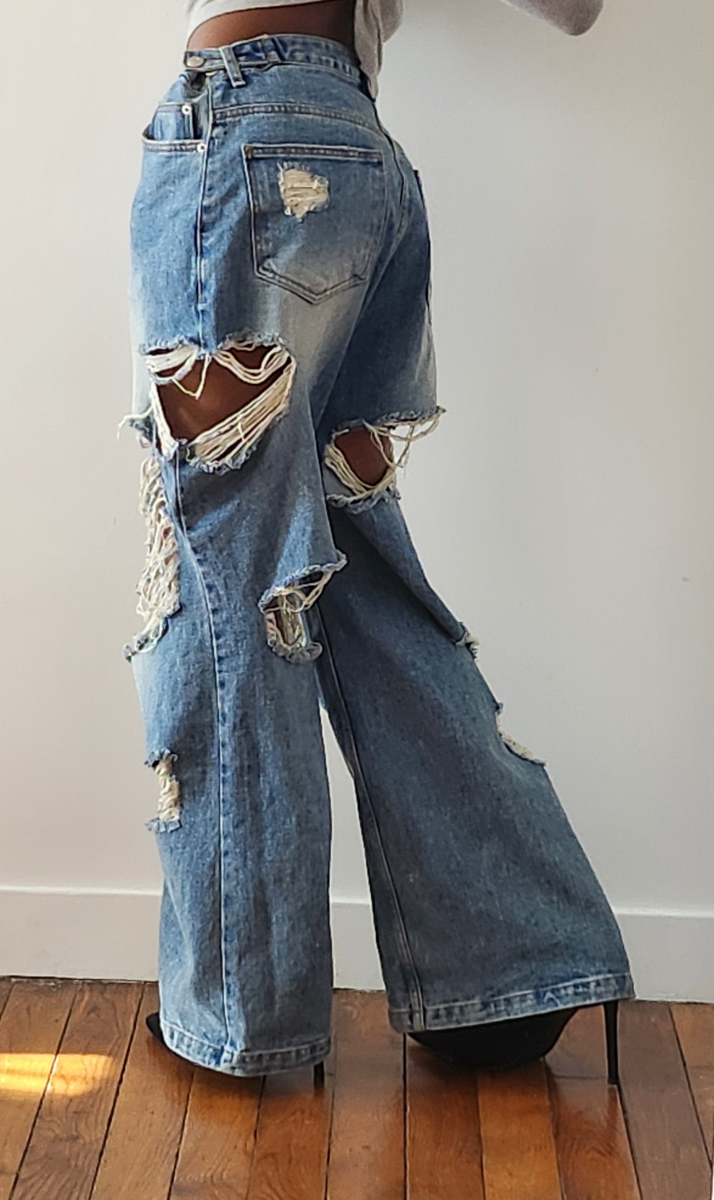 Mega ripped jean