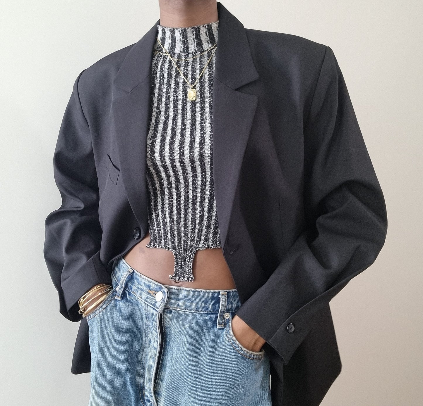 Cross blazer